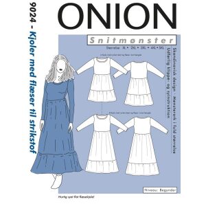 Onion 9024 Kjole med flæser til strikstof