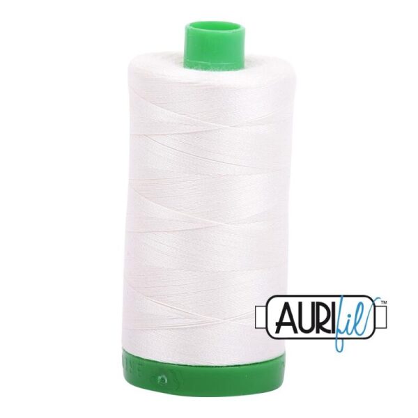 Aurifil 40wt 6722 Nesten Hvit